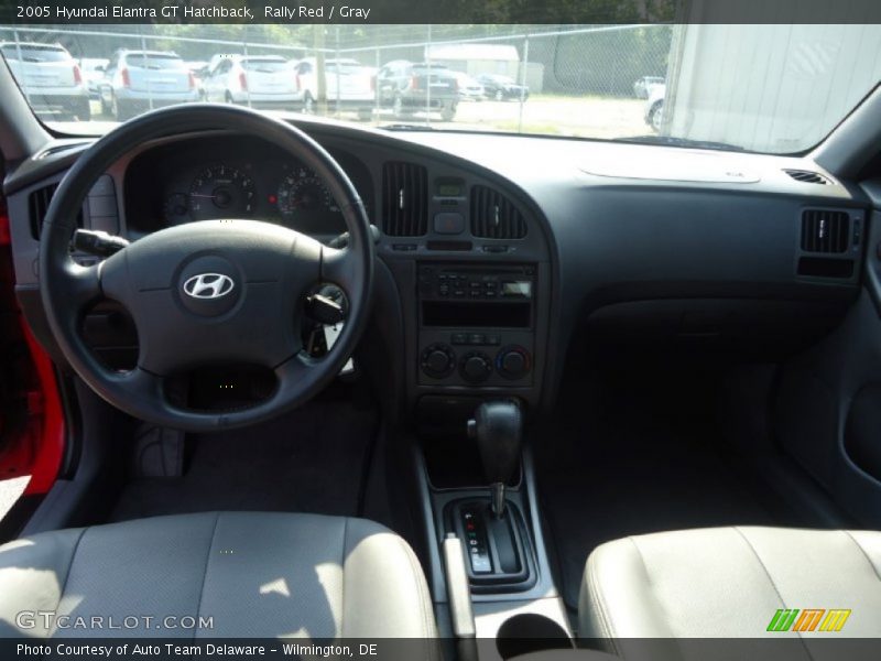 Rally Red / Gray 2005 Hyundai Elantra GT Hatchback