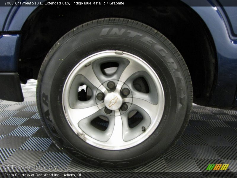 Indigo Blue Metallic / Graphite 2003 Chevrolet S10 LS Extended Cab