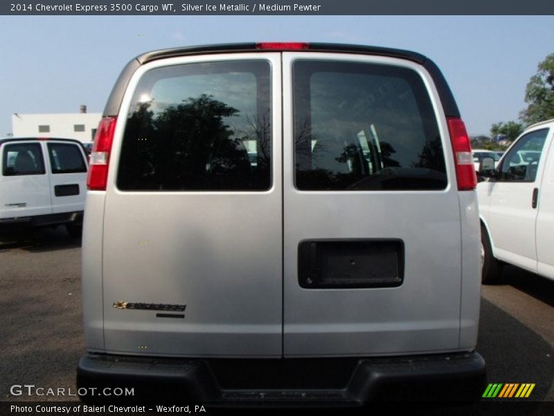 Silver Ice Metallic / Medium Pewter 2014 Chevrolet Express 3500 Cargo WT