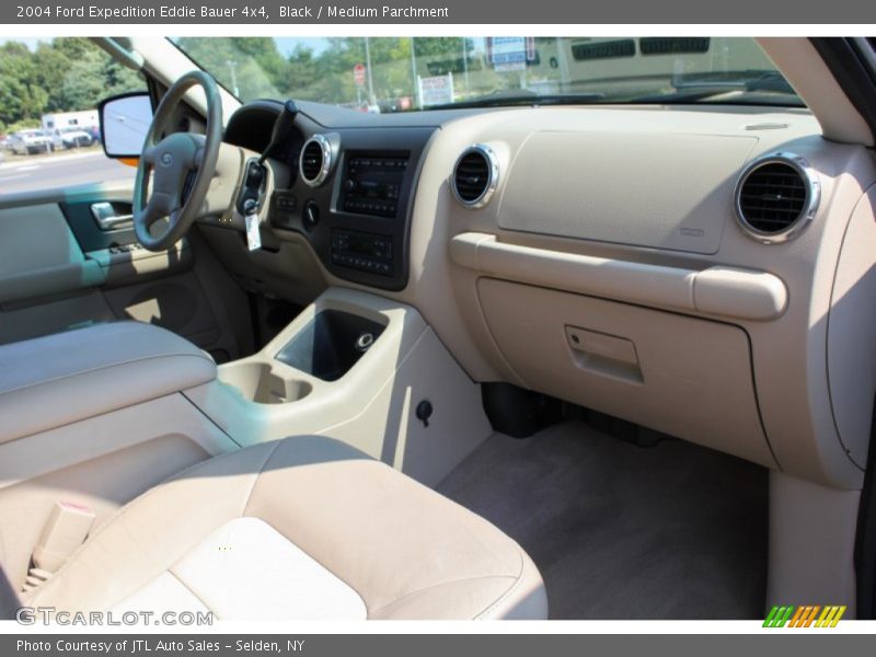 Black / Medium Parchment 2004 Ford Expedition Eddie Bauer 4x4