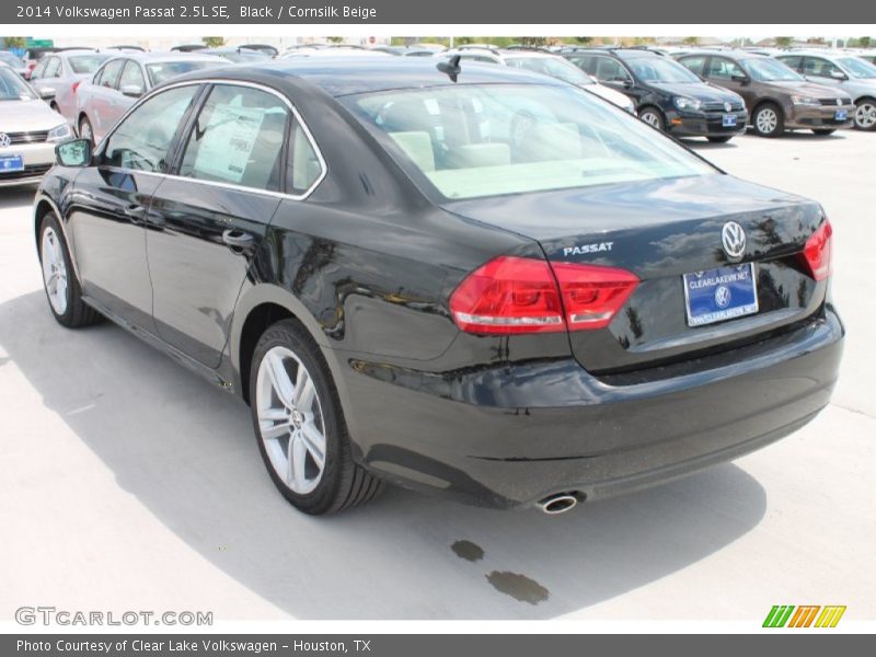 Black / Cornsilk Beige 2014 Volkswagen Passat 2.5L SE