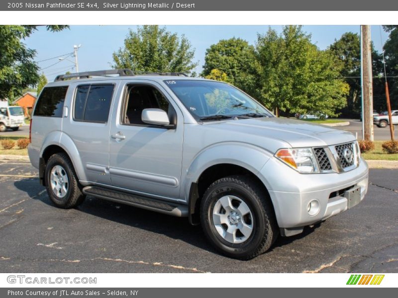 Silver Lightning Metallic / Desert 2005 Nissan Pathfinder SE 4x4
