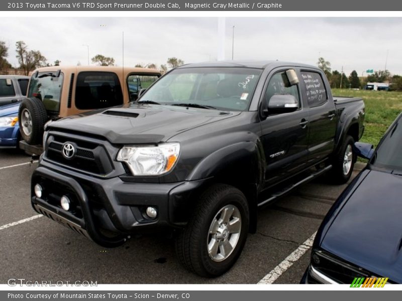 Front 3/4 View of 2013 Tacoma V6 TRD Sport Prerunner Double Cab