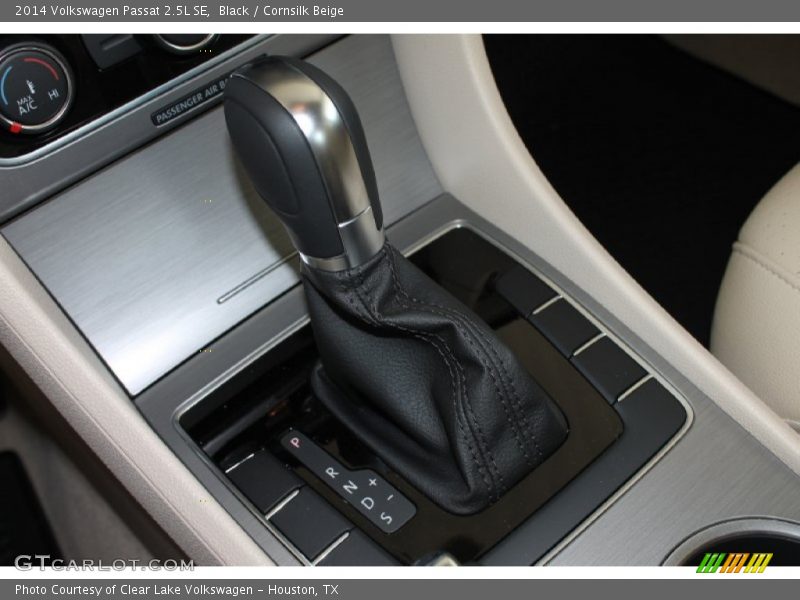 Black / Cornsilk Beige 2014 Volkswagen Passat 2.5L SE