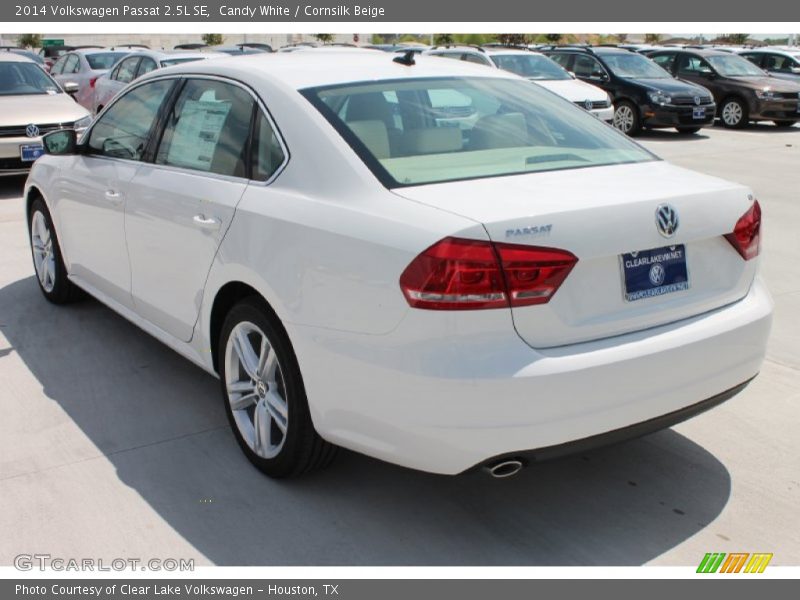 Candy White / Cornsilk Beige 2014 Volkswagen Passat 2.5L SE