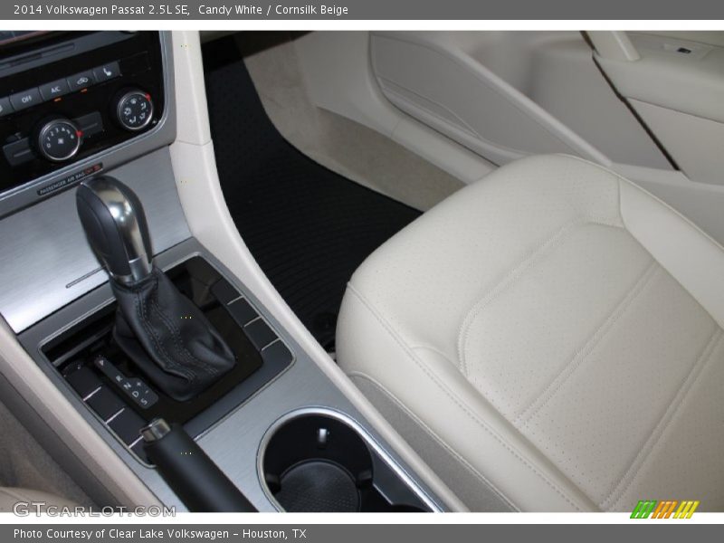Candy White / Cornsilk Beige 2014 Volkswagen Passat 2.5L SE