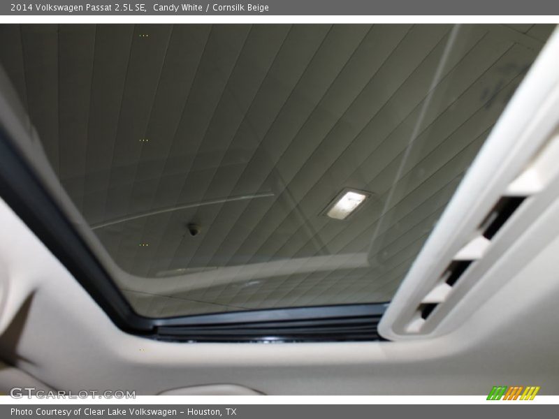 Candy White / Cornsilk Beige 2014 Volkswagen Passat 2.5L SE