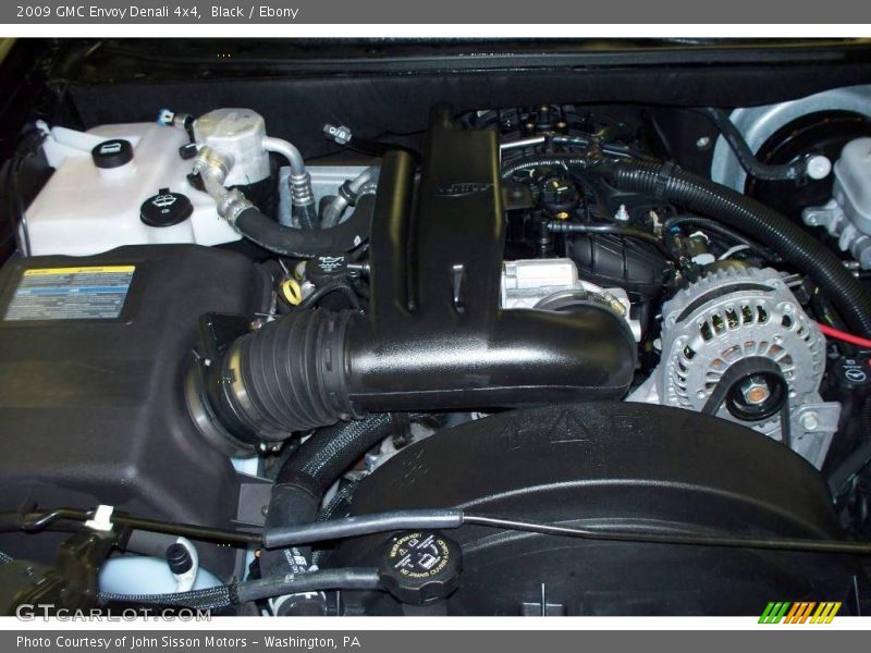 Black / Ebony 2009 GMC Envoy Denali 4x4