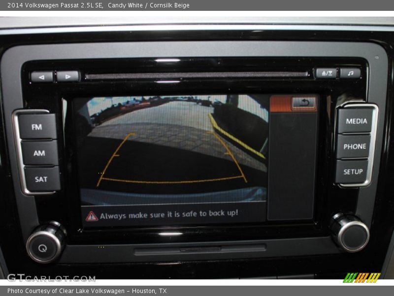 Candy White / Cornsilk Beige 2014 Volkswagen Passat 2.5L SE