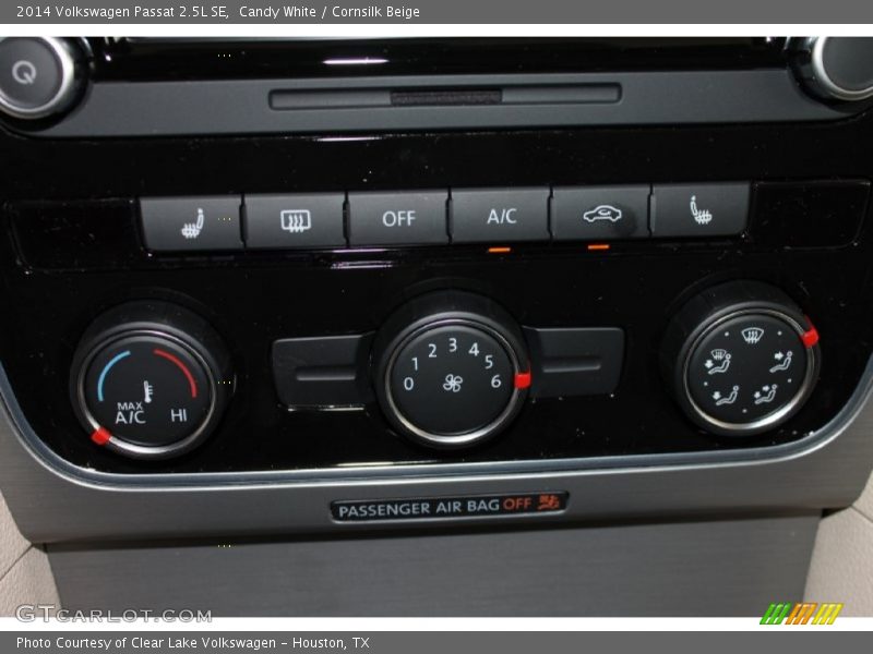 Candy White / Cornsilk Beige 2014 Volkswagen Passat 2.5L SE