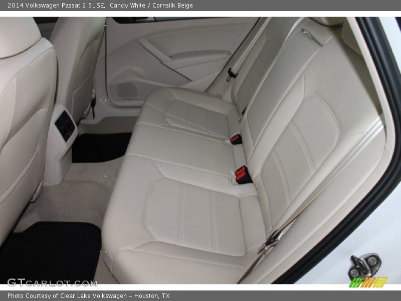 Candy White / Cornsilk Beige 2014 Volkswagen Passat 2.5L SE