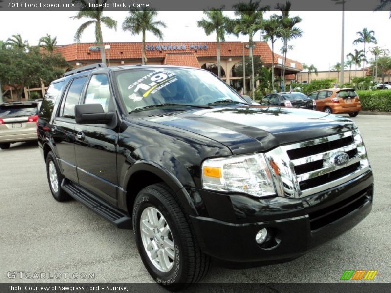 Tuxedo Black / Camel 2013 Ford Expedition XLT