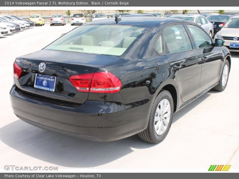 Black / Cornsilk Beige 2014 Volkswagen Passat 2.5L Wolfsburg Edition