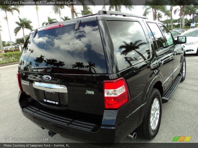 Tuxedo Black / Camel 2013 Ford Expedition XLT
