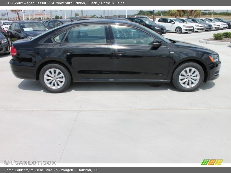 Black / Cornsilk Beige 2014 Volkswagen Passat 2.5L Wolfsburg Edition