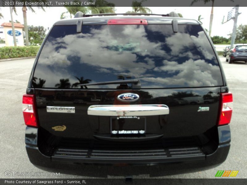 Tuxedo Black / Camel 2013 Ford Expedition XLT