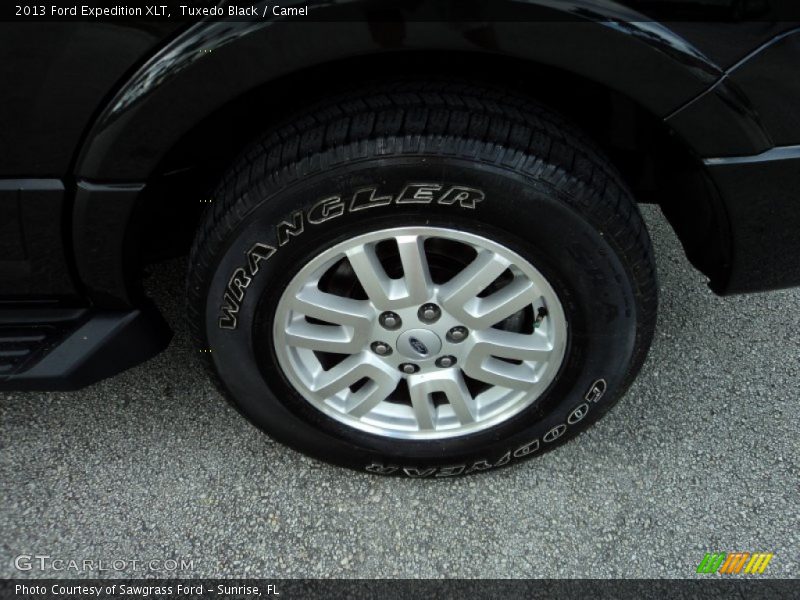 Tuxedo Black / Camel 2013 Ford Expedition XLT