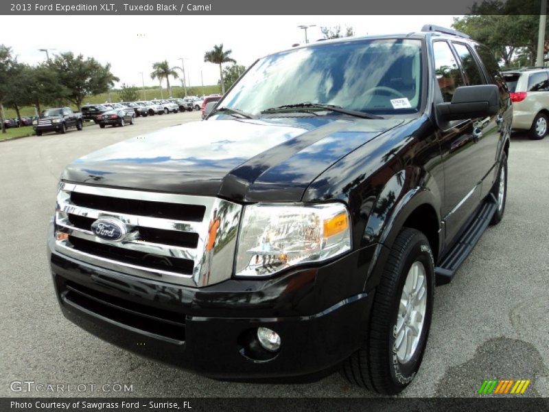 Tuxedo Black / Camel 2013 Ford Expedition XLT