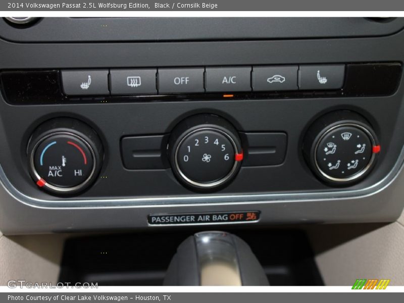 Black / Cornsilk Beige 2014 Volkswagen Passat 2.5L Wolfsburg Edition