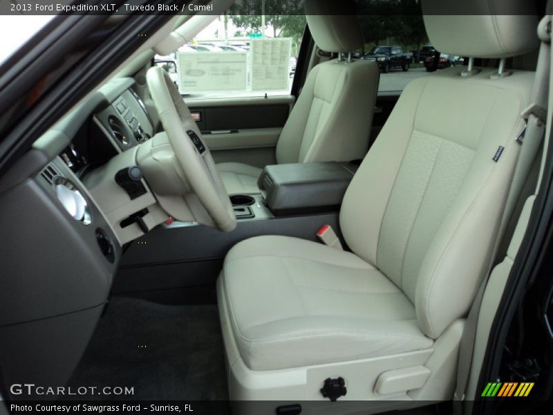 Tuxedo Black / Camel 2013 Ford Expedition XLT