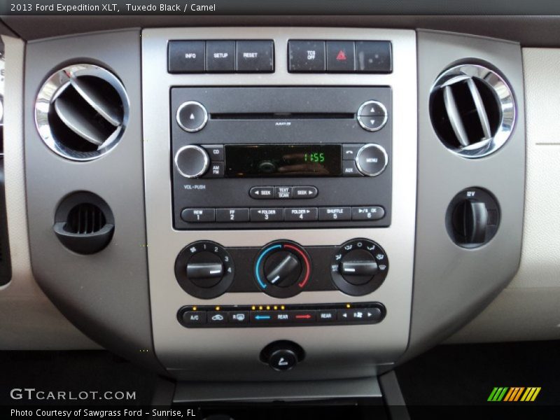 Tuxedo Black / Camel 2013 Ford Expedition XLT