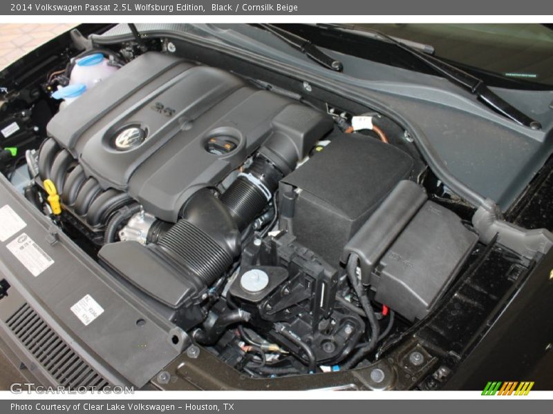 Black / Cornsilk Beige 2014 Volkswagen Passat 2.5L Wolfsburg Edition