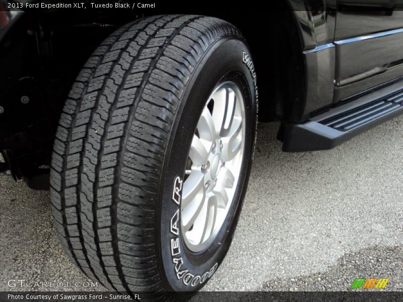 Tuxedo Black / Camel 2013 Ford Expedition XLT