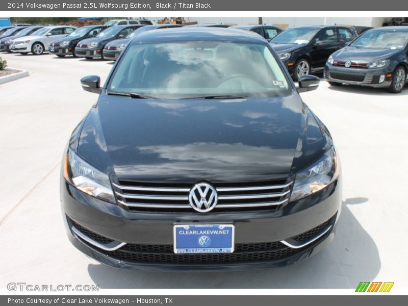 Black / Titan Black 2014 Volkswagen Passat 2.5L Wolfsburg Edition