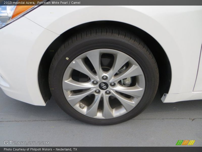 Porcelain White Pearl / Camel 2013 Hyundai Azera