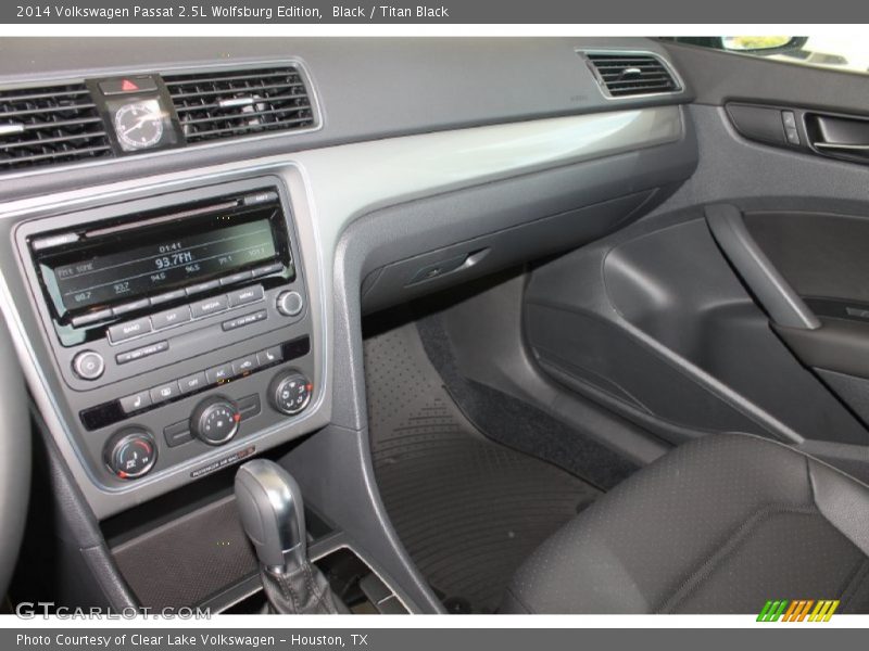 Black / Titan Black 2014 Volkswagen Passat 2.5L Wolfsburg Edition