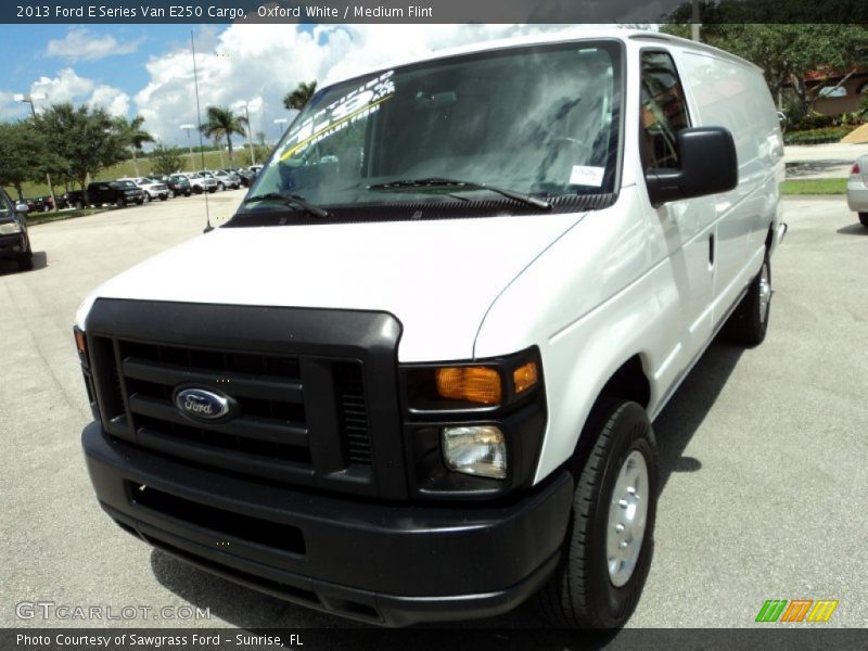 Oxford White / Medium Flint 2013 Ford E Series Van E250 Cargo