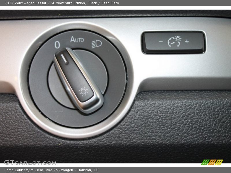 Black / Titan Black 2014 Volkswagen Passat 2.5L Wolfsburg Edition