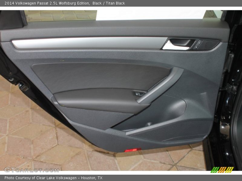 Black / Titan Black 2014 Volkswagen Passat 2.5L Wolfsburg Edition