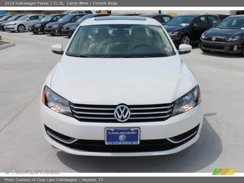 Candy White / Cornsilk Beige 2014 Volkswagen Passat 2.5L SE