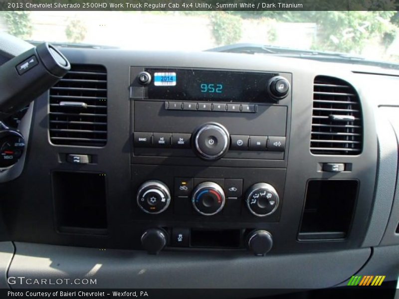 Summit White / Dark Titanium 2013 Chevrolet Silverado 2500HD Work Truck Regular Cab 4x4 Utility