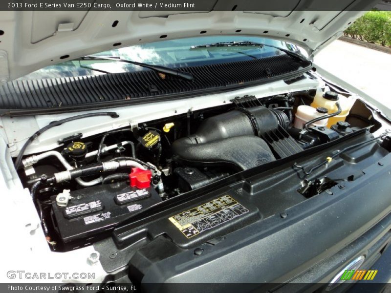 Oxford White / Medium Flint 2013 Ford E Series Van E250 Cargo