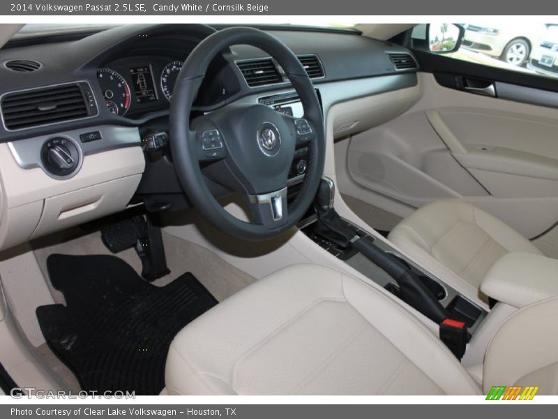 Candy White / Cornsilk Beige 2014 Volkswagen Passat 2.5L SE
