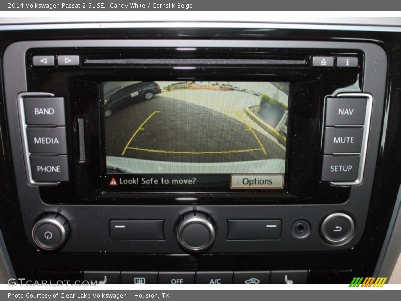 Candy White / Cornsilk Beige 2014 Volkswagen Passat 2.5L SE