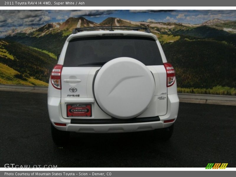 Super White / Ash 2011 Toyota RAV4 I4 4WD