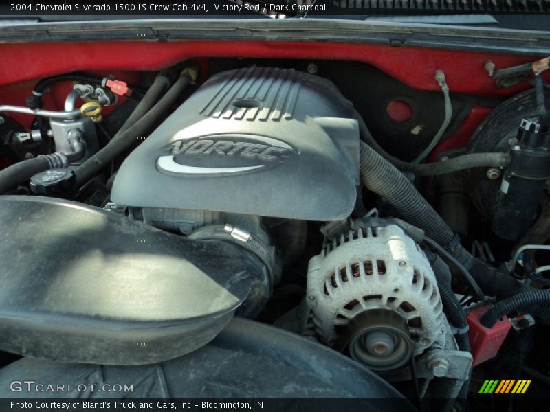 Victory Red / Dark Charcoal 2004 Chevrolet Silverado 1500 LS Crew Cab 4x4