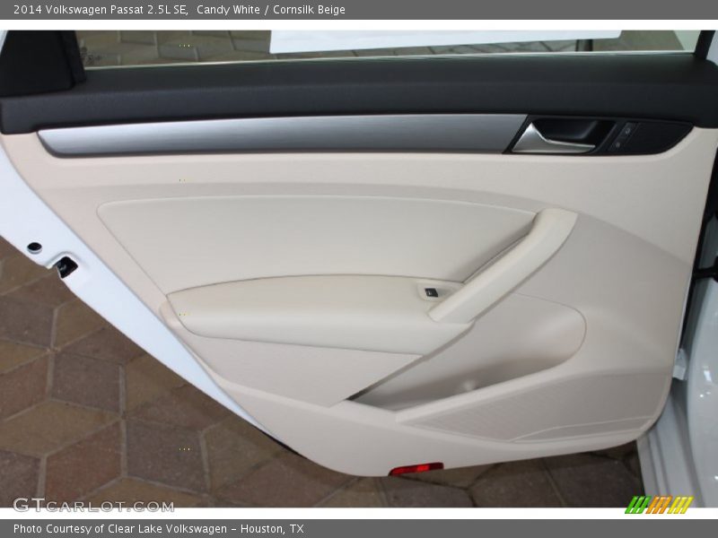 Candy White / Cornsilk Beige 2014 Volkswagen Passat 2.5L SE
