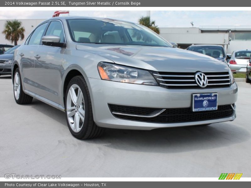 Tungsten Silver Metallic / Cornsilk Beige 2014 Volkswagen Passat 2.5L SE