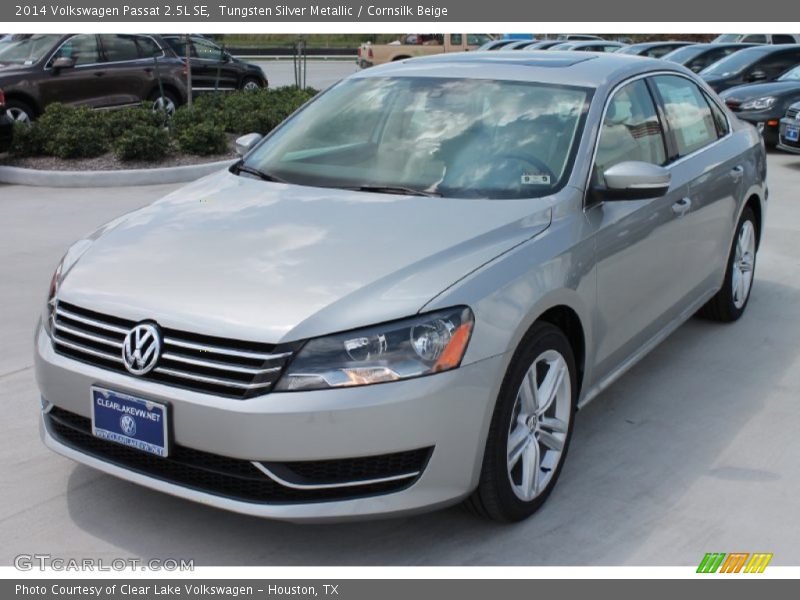 Tungsten Silver Metallic / Cornsilk Beige 2014 Volkswagen Passat 2.5L SE