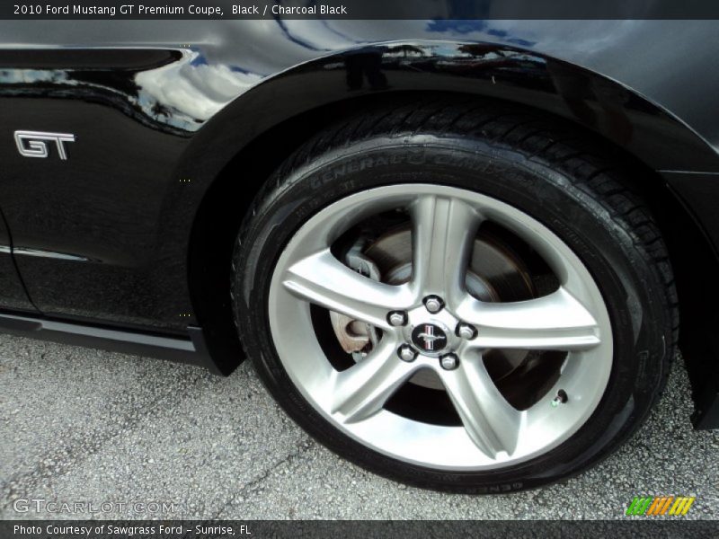  2010 Mustang GT Premium Coupe Wheel