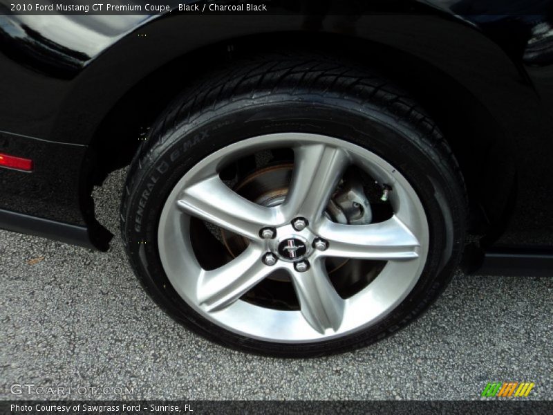  2010 Mustang GT Premium Coupe Wheel