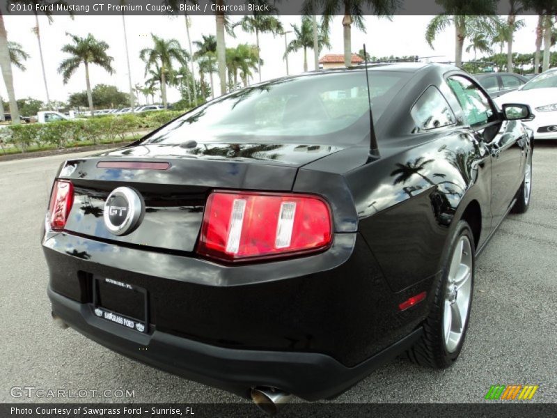 Black / Charcoal Black 2010 Ford Mustang GT Premium Coupe