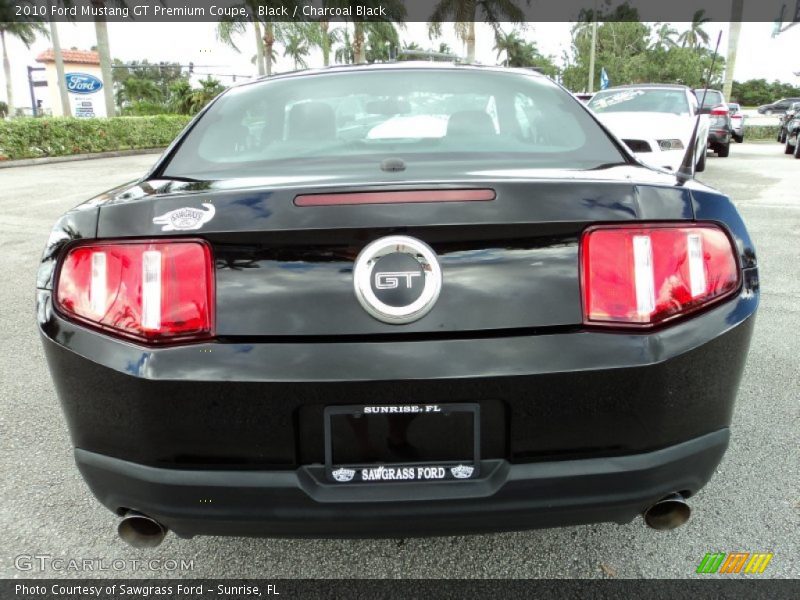 Black / Charcoal Black 2010 Ford Mustang GT Premium Coupe