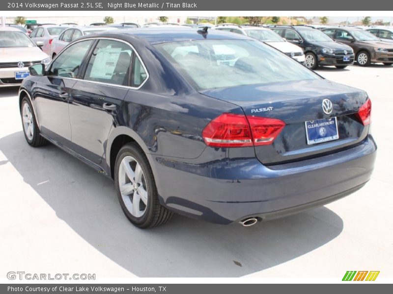 Night Blue Metallic / Titan Black 2014 Volkswagen Passat 2.5L SE