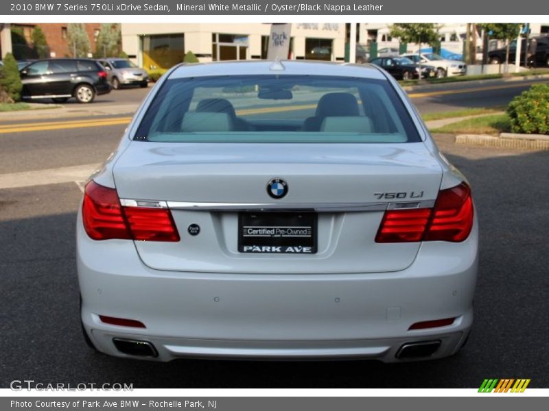 Mineral White Metallic / Oyster/Black Nappa Leather 2010 BMW 7 Series 750Li xDrive Sedan