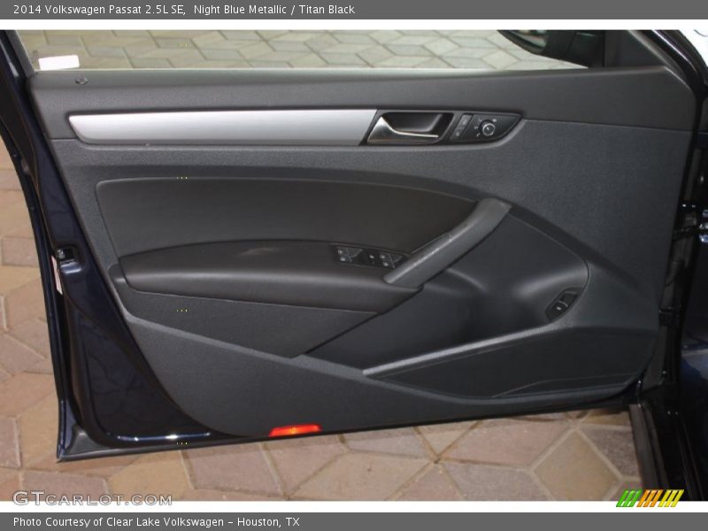 Night Blue Metallic / Titan Black 2014 Volkswagen Passat 2.5L SE